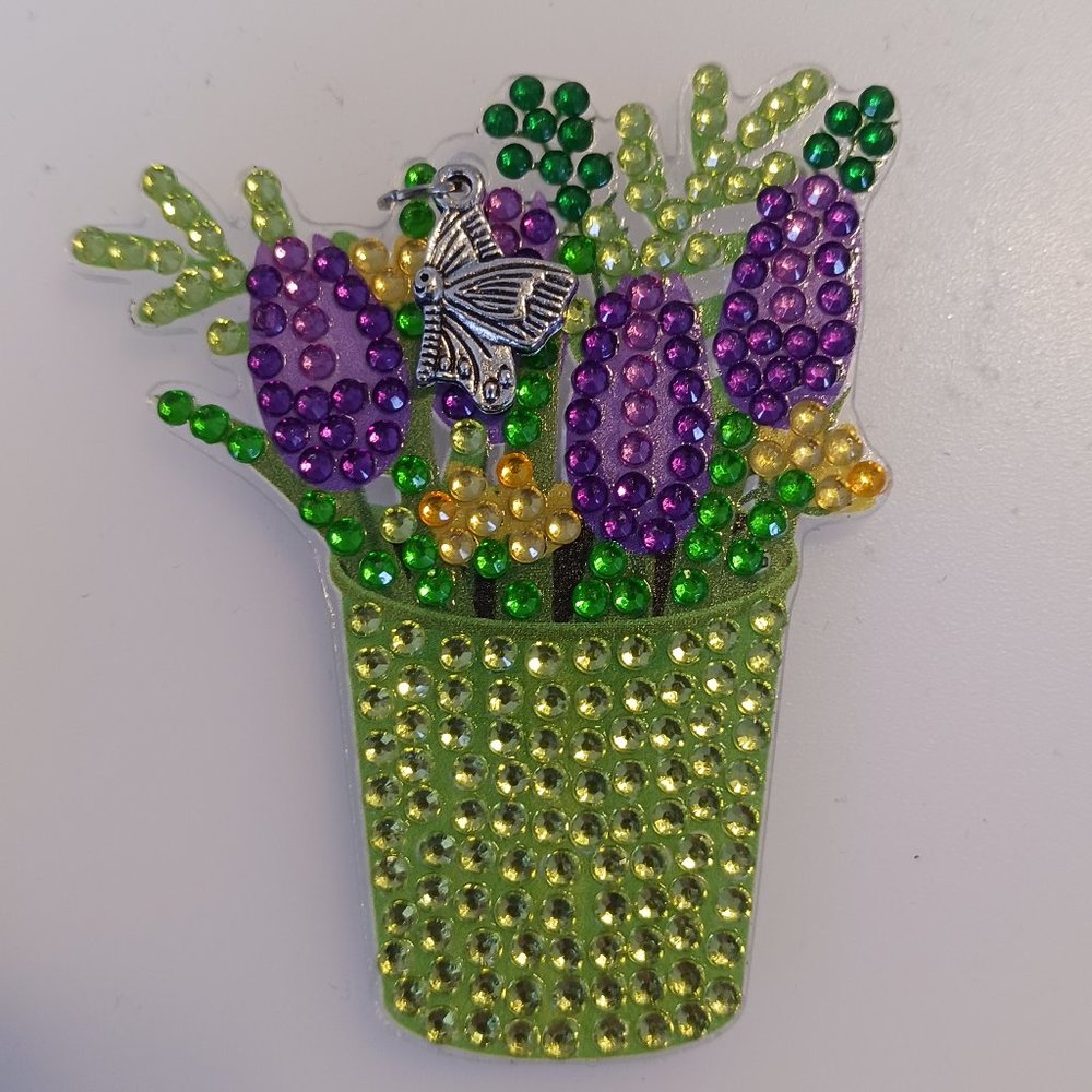 Flower pot magnet with metal butterfly charm